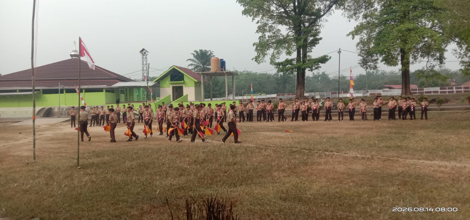 Penampilan Smapore Dance Santri Putra
